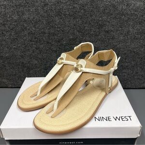 Nine West Women's Dayna Round Toe Casual Flat Sandals Size 10